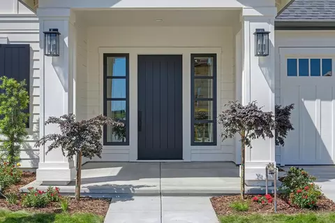 Exterior - 5677 Thomson Loop, Davis, CA 95616 photo 6 of 14