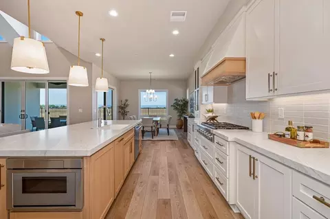 Kitchen - 5677 Thomson Loop, Davis, CA 95616 photo 4 of 15