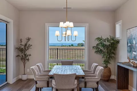 Dining - 5677 Thomson Loop, Davis, CA 95616 photo 4 of 4