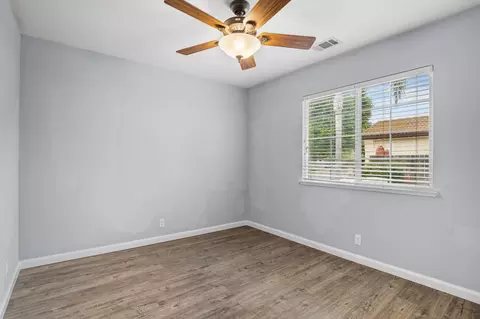 Bedroom - 2425 Warm Springs Dr, Modesto, CA 95356 photo 4 of 4