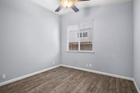 Bedroom - 2425 Warm Springs Dr, Modesto, CA 95356 photo 3 of 4