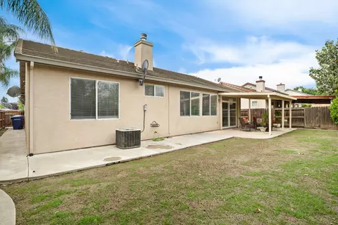 Exterior - 2425 Warm Springs Dr, Modesto, CA 95356 photo 7 of 7