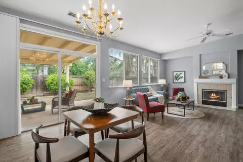 Dining - 2425 Warm Springs Dr, Modesto, CA 95356 photo 3 of 4
