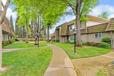 2368 Via Camino Ave, Carmichael, CA 95608