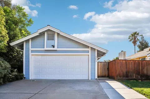 7041 Verdure Way, Elk Grove, CA 95758