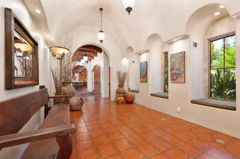 Entry Way - 5905 Barton Rd, Loomis, CA 95650 photo 2 of 3