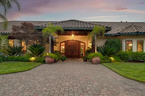 Exterior - 5905 Barton Rd, Loomis, CA 95650 photo 2 of 24