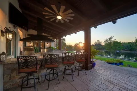 Exterior - 5905 Barton Rd, Loomis, CA 95650 photo 17 of 24