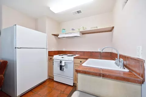 Kitchen - 5905 Barton Rd, Loomis, CA 95650 photo 8 of 8