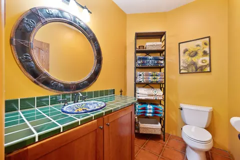 Bath - 5905 Barton Rd, Loomis, CA 95650 photo 4 of 6