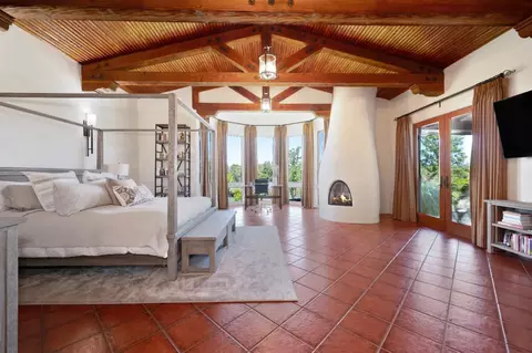 Bedroom - 5905 Barton Rd, Loomis, CA 95650 photo 1 of 7