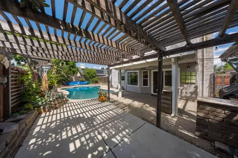 1071 Winters Dr, Manteca, CA 95337 photo 18