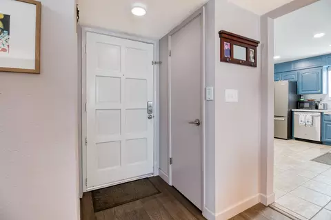 Entry Way - 3809 Longbridge Dr, Modesto, CA 95356 photo 1 of 2