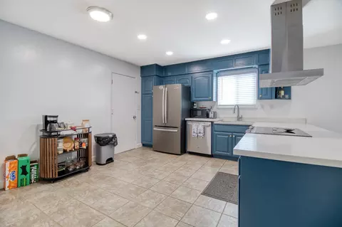 Kitchen - 3809 Longbridge Dr, Modesto, CA 95356 photo 1 of 4