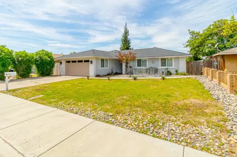 Exterior - 3809 Longbridge Dr, Modesto, CA 95356 photo 2 of 10