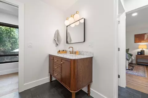 Bath - 7945 Callison Rd, Penryn, CA 95663 photo 3 of 5