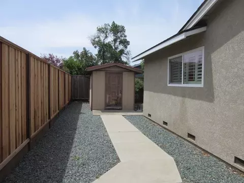 Exterior - 3733 Longbridge Dr, Modesto, CA 95356 photo 4 of 6