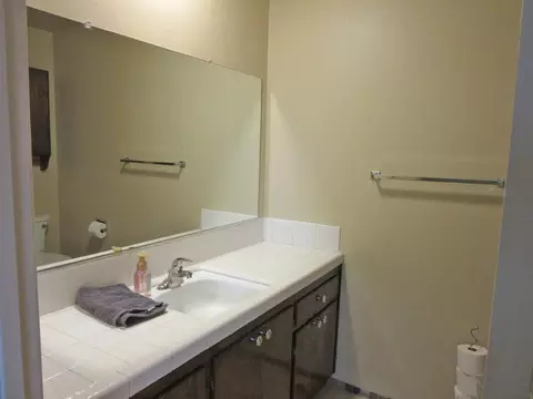 Bath - 3733 Longbridge Dr, Modesto, CA 95356 photo 2 of 3