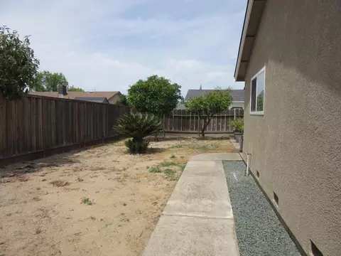 Exterior - 3733 Longbridge Dr, Modesto, CA 95356 photo 5 of 6
