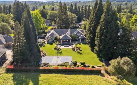 View/Area - 5050 Lexington Cir, Loomis, CA 95650 photo 2 of 8