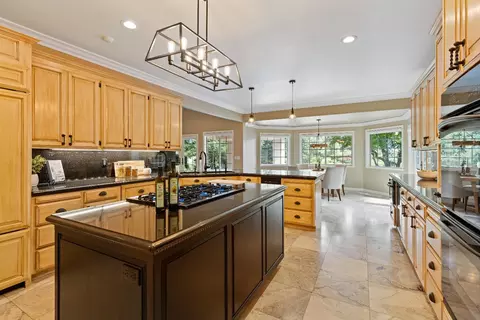 Kitchen - 5050 Lexington Cir, Loomis, CA 95650 photo 5 of 5