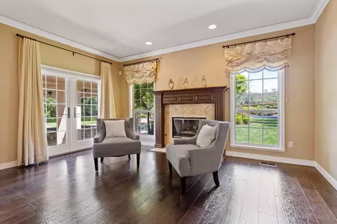 Living - 5050 Lexington Cir, Loomis, CA 95650 photo 8 of 9