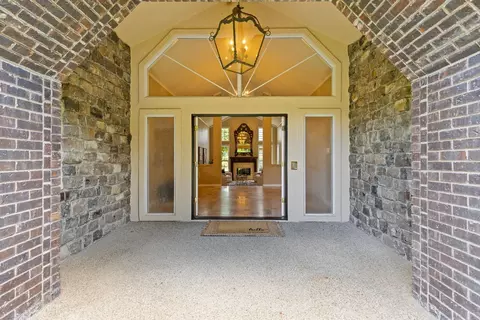 Entry Way - 5050 Lexington Cir, Loomis, CA 95650 photo 2 of 3