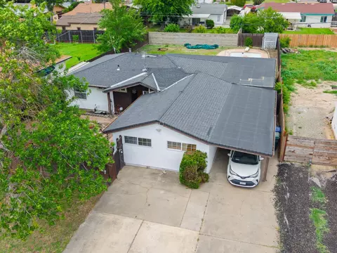 4527 Freeway Cir, Sacramento, CA 95841
