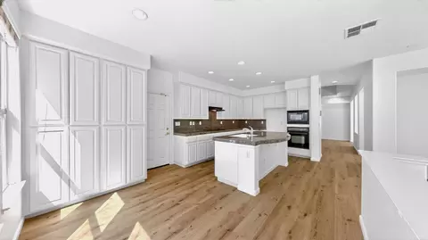 Kitchen - 4210 Eveningside Ln, Tracy, CA 95377 photo 1 of 3