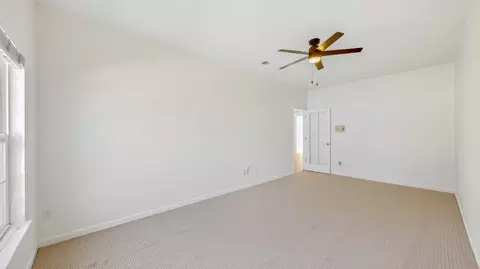 Bedroom - 4210 Eveningside Ln, Tracy, CA 95377 photo 1 of 12
