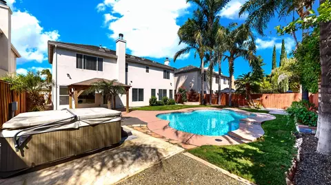 Exterior - 4210 Eveningside Ln, Tracy, CA 95377 photo 3 of 7