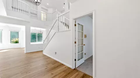 Entry Way - 4210 Eveningside Ln, Tracy, CA 95377 photo 1 of 10