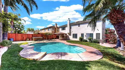 Exterior - 4210 Eveningside Ln, Tracy, CA 95377 photo 4 of 7