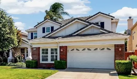 Exterior - 4210 Eveningside Ln, Tracy, CA 95377 photo 2 of 7
