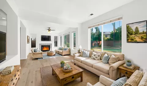 Living - 4210 Eveningside Ln, Tracy, CA 95377 photo 2 of 11