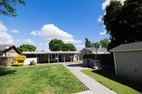 Exterior - 1417 Giahos Ave, Modesto, CA 95358 photo 4 of 7