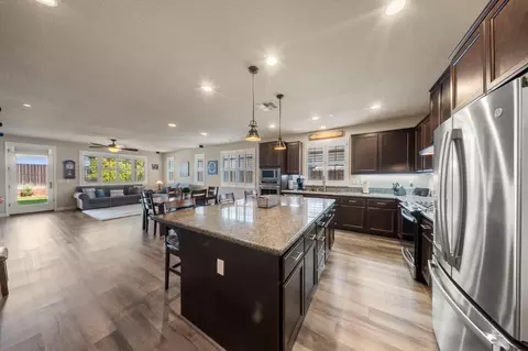 Kitchen - 4727 Sophia Ct, Keyes, CA 95328 photo 1 of 3