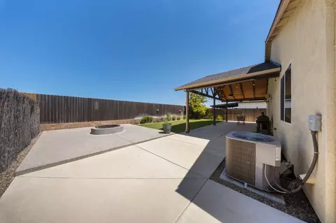 Exterior - 4727 Sophia Ct, Keyes, CA 95328 photo 5 of 6
