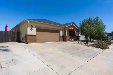 Exterior - 4727 Sophia Ct, Keyes, CA 95328 photo 2 of 6
