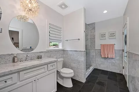 Bath - 2380 Delmar Ave, Penryn, CA 95663 photo 2 of 6