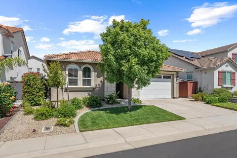 4616 S Hills Dr, Folsom, CA 95630