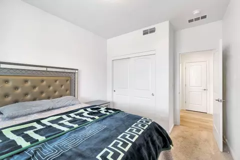 Bedroom - 6118 E Berkeley Ave, Fresno, CA 93727 photo 2 of 6
