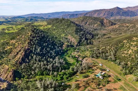 View/Area - 5595 Dream Valley Rd, Red Bluff, CA 96080 photo 6 of 11