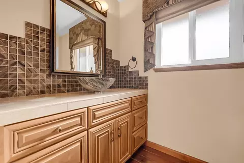 Bath - 1205 Camden Pl, Manteca, CA 95336 photo 1 of 4