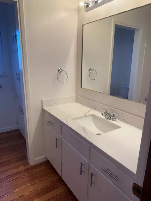 Bath - 1205 Camden Pl, Manteca, CA 95336 photo 3 of 4