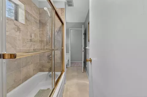 Bath - 3150 Stope Dr, Placerville, CA 95667 photo 6 of 8