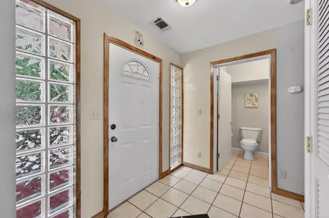Entry Way - 3150 Stope Dr, Placerville, CA 95667 photo 9 of 10