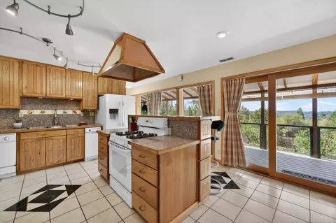 Kitchen - 3150 Stope Dr, Placerville, CA 95667 photo 5 of 6