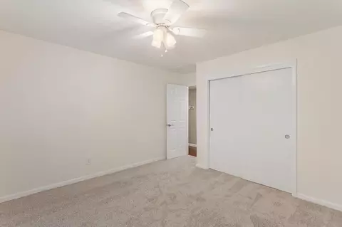 Bedroom - 7249 Pine View Dr, Folsom, CA 95630 photo 6 of 8