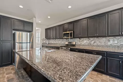 Kitchen - 3264 Showcase Way, Modesto, CA 95356 photo 2 of 2